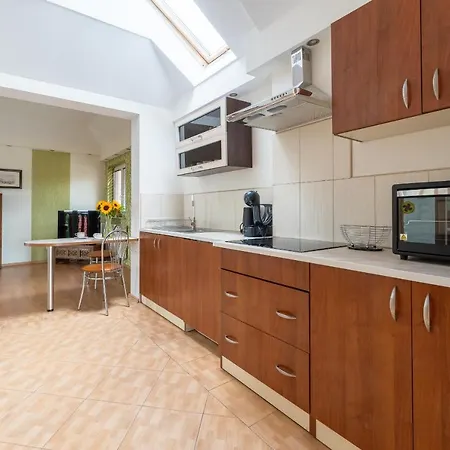 Apartament Hill Z Balkonem I Widokiem Na Karkonosze - Space Apart Jelenia Gora